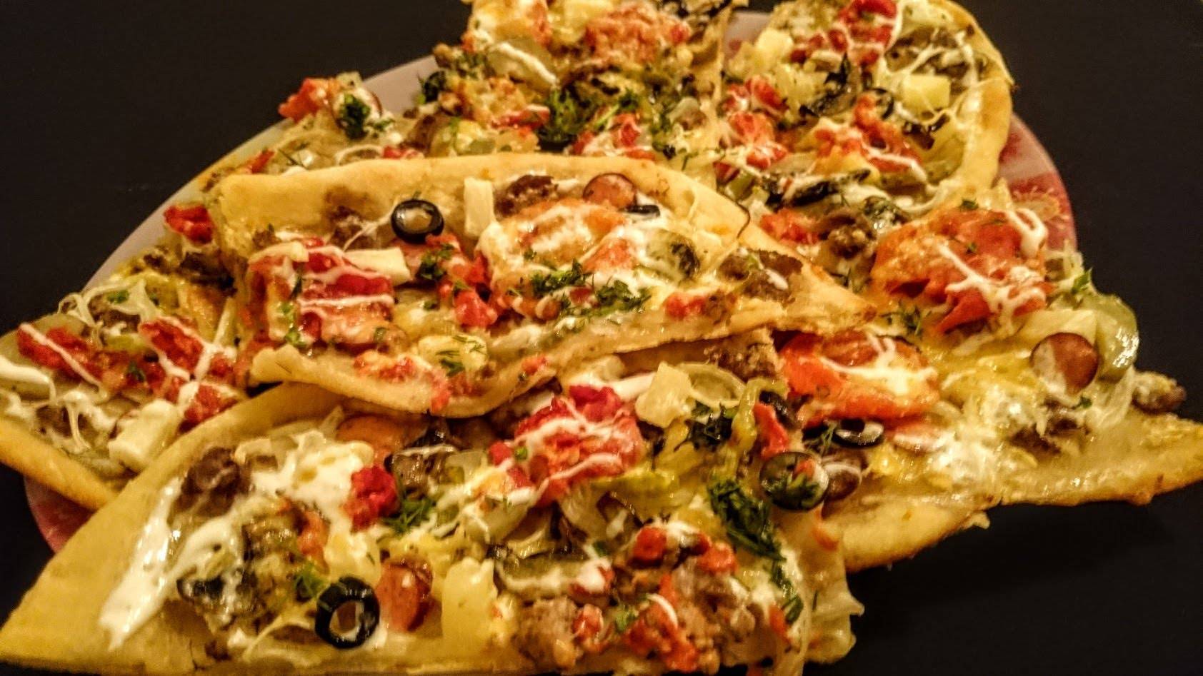 начинка для пиццы в домашних условиях с грибами и колбасой и сыром фото 98